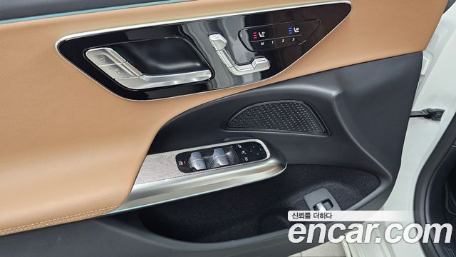Mercedes-Benz E-Class E200 AMG Line
