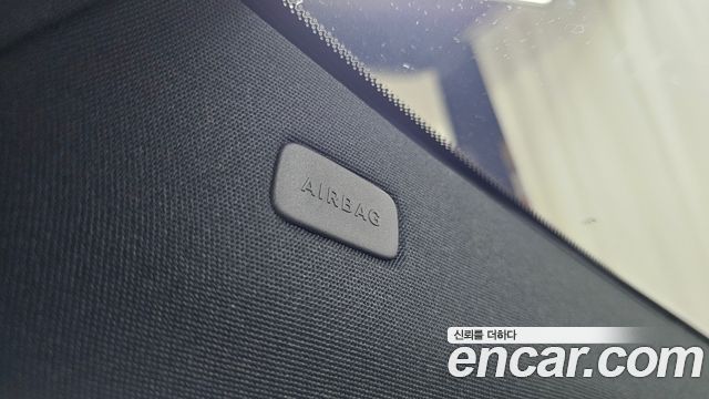 Mercedes-Benz E-Class E200 AMG Line