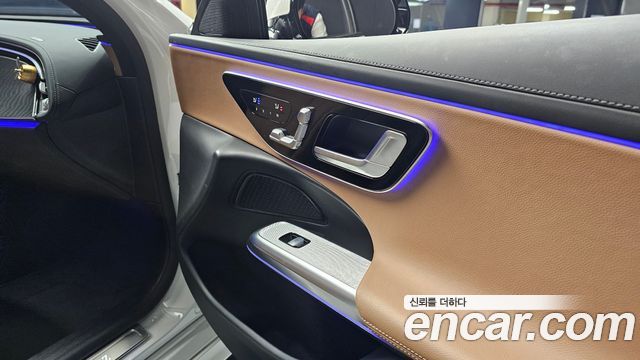 Mercedes-Benz E-Class E200 Avantgarde