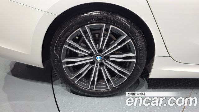 BMW 3-Series 320i M Sport