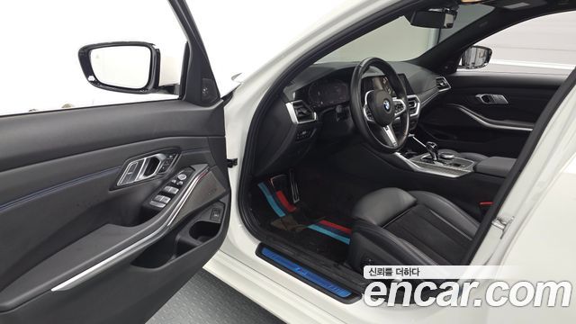 BMW 3-Series 320i M Sport