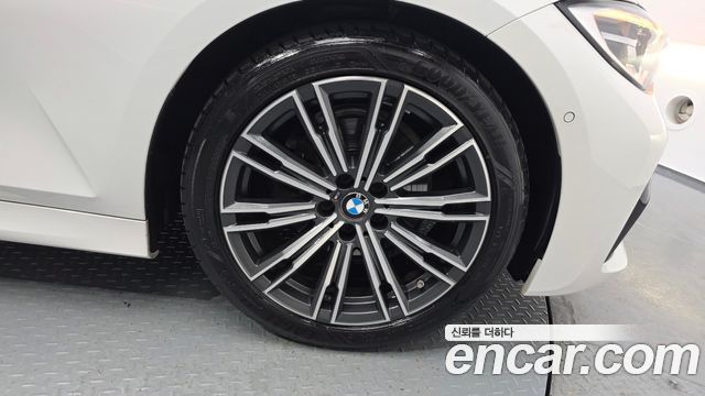 BMW 3-Series 320i M Sport