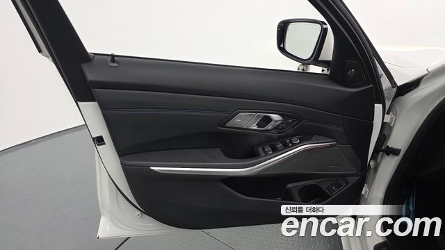 BMW 3-Series 320i M Sport