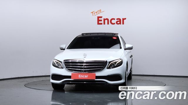 Mercedes-Benz E-Class E300 Exclusive