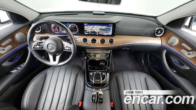 Mercedes-Benz E-Class E300 Exclusive