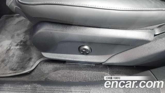 Mercedes-Benz E-Class E300 Exclusive