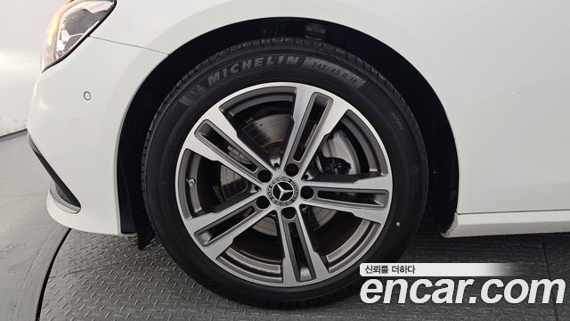 Mercedes-Benz E-Class E250 Avantgarde