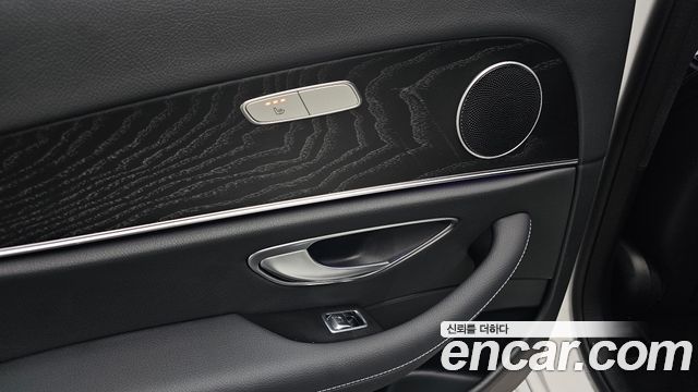 Mercedes-Benz E-Class E250 Avantgarde