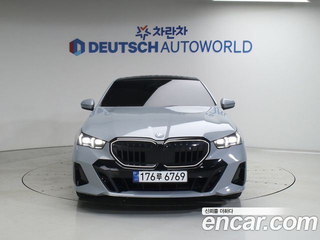 BMW 5-Series 530e M Sport