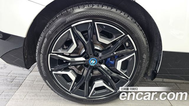 BMW iX xDrive50 Sports Plus