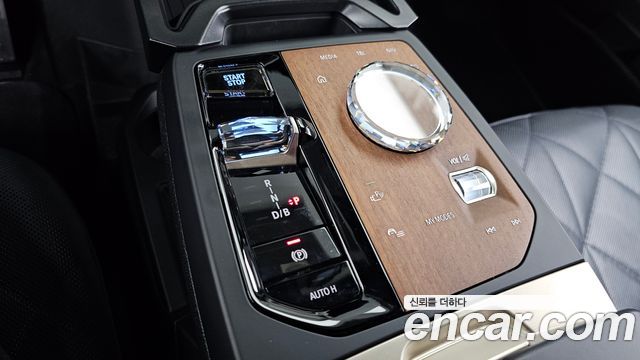 BMW iX xDrive50 Sports Plus