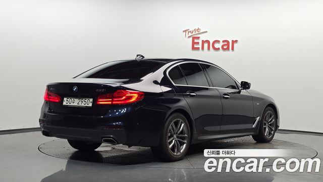 BMW 5-Series 530i xDrive M Sport Package Plus