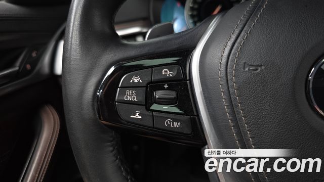 BMW 5-Series 530i xDrive M Sport Package Plus