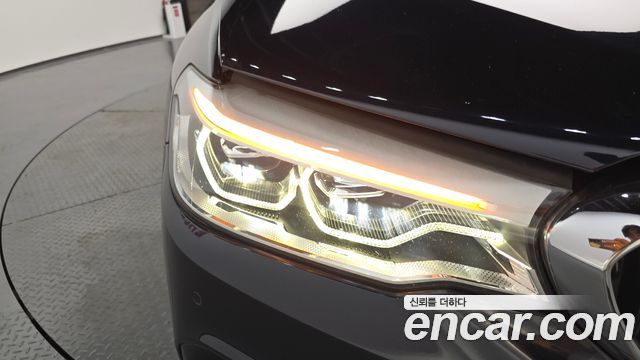 BMW 5-Series 530i xDrive M Sport Package Plus