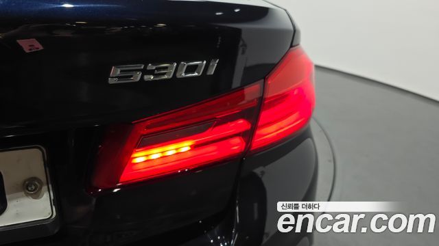 BMW 5-Series 530i xDrive M Sport Package Plus