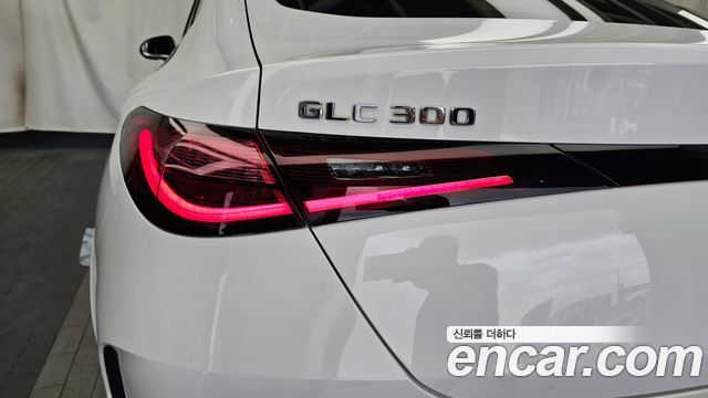 Mercedes-Benz GLC-Class GLC300 4MATIC Coupe