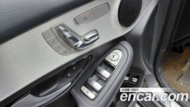 Mercedes-Benz GLC-Class GLC350e 4MATIC Premium