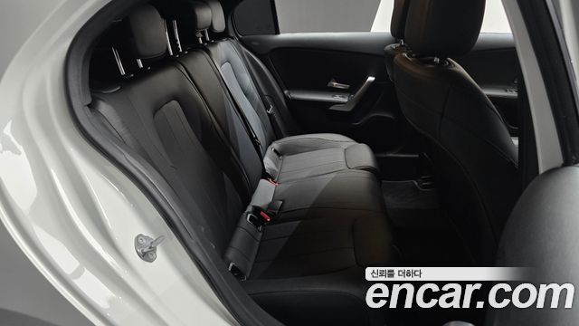 Mercedes-Benz A-Class A220 Hatchback