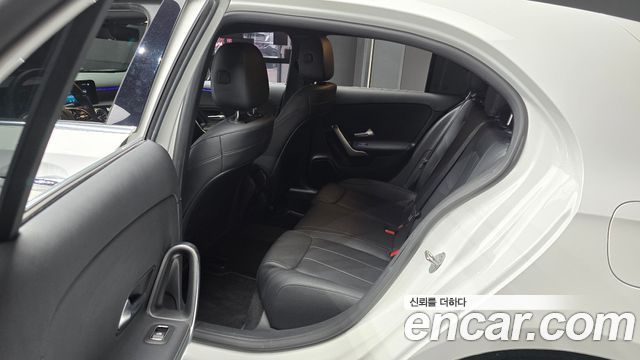 Mercedes-Benz A-Class A220 Hatchback