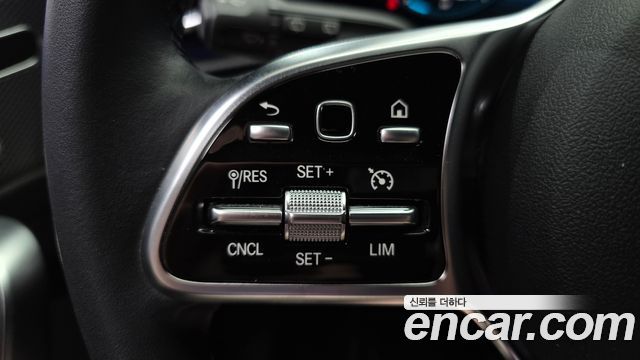 Mercedes-Benz A-Class A220 Hatchback