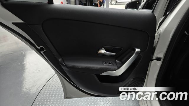 Mercedes-Benz A-Class A220 Hatchback