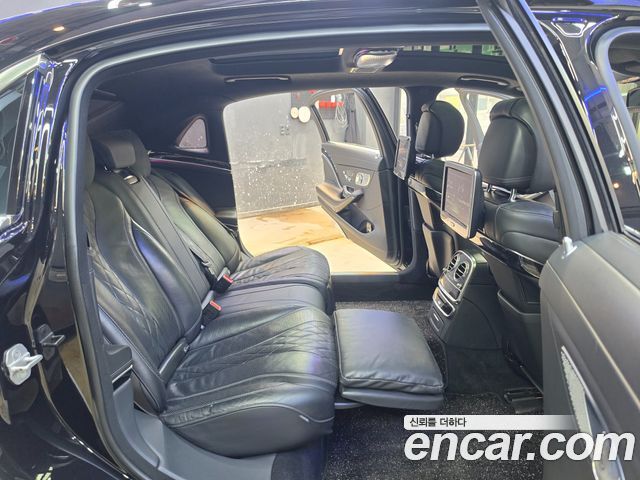 Mercedes-Benz S-Class Maybach S500 4MATIC