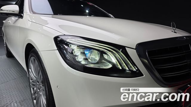 Mercedes-Benz S-Class S560L 4MATIC