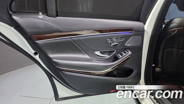 Mercedes-Benz S-Class S560L 4MATIC