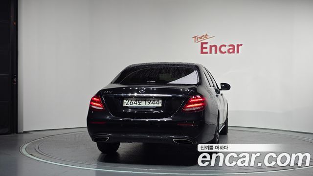 Mercedes-Benz E-Class E250 Avantgarde