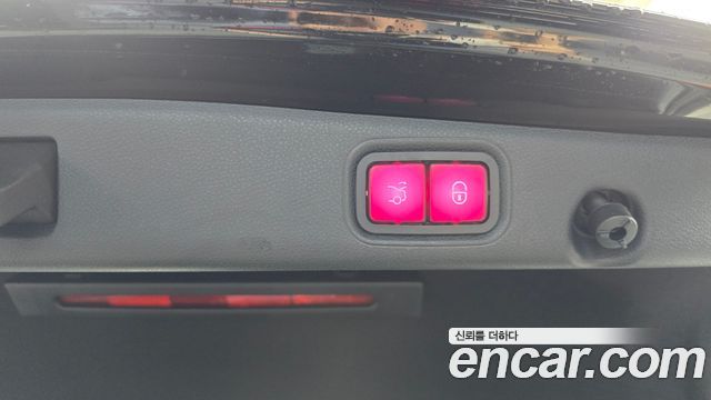 Mercedes-Benz E-Class E250 Avantgarde