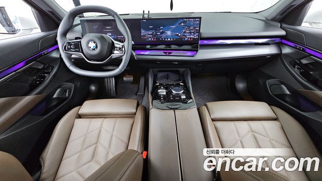 BMW 5-Series 520i