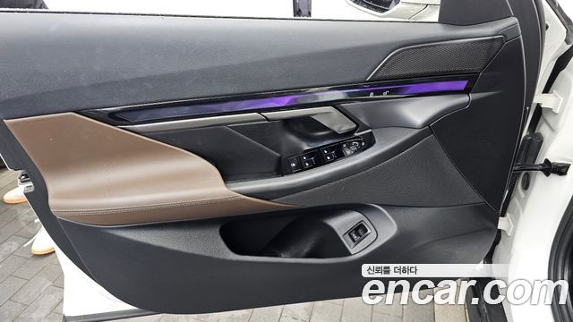 BMW 5-Series 520i