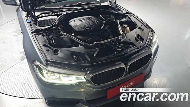BMW 5-Series 520d M Sport Package Plus