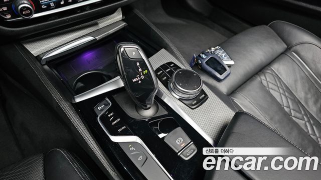 BMW 5-Series 520d M Sport Package Plus
