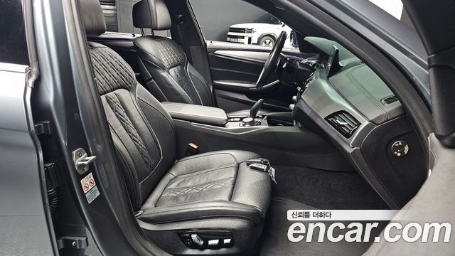 BMW 5-Series 520d M Sport Package Plus