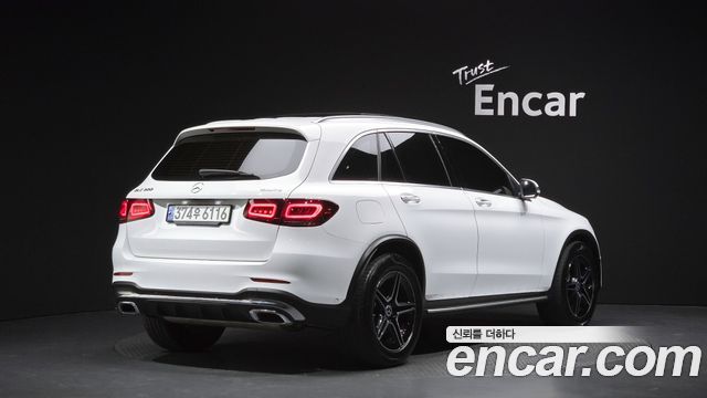 Mercedes-Benz GLC-Class GLC300 4MATIC