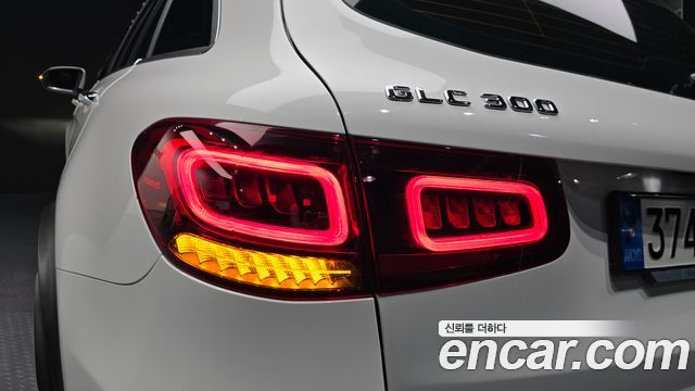Mercedes-Benz GLC-Class GLC300 4MATIC