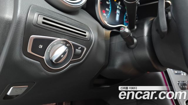 Mercedes-Benz GLC-Class GLC300 4MATIC