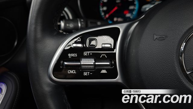 Mercedes-Benz GLC-Class GLC300 4MATIC