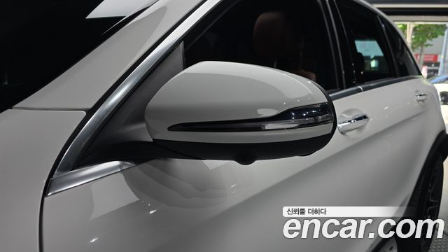 Mercedes-Benz GLC-Class GLC300 4MATIC