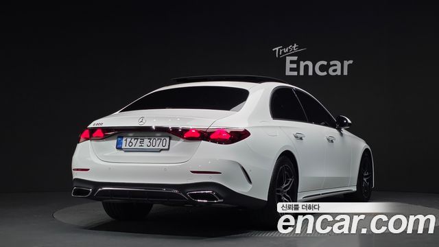 Mercedes-Benz E-Class E200 AMG Line