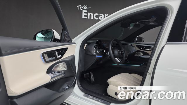 Mercedes-Benz E-Class E200 AMG Line