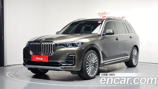 BMW X7 xDrive 40i Design Pure Excellence 6-Seater