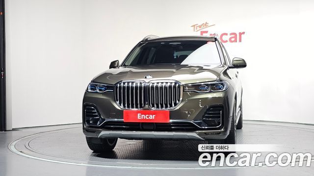 BMW X7 xDrive 40i Design Pure Excellence 6-Seater