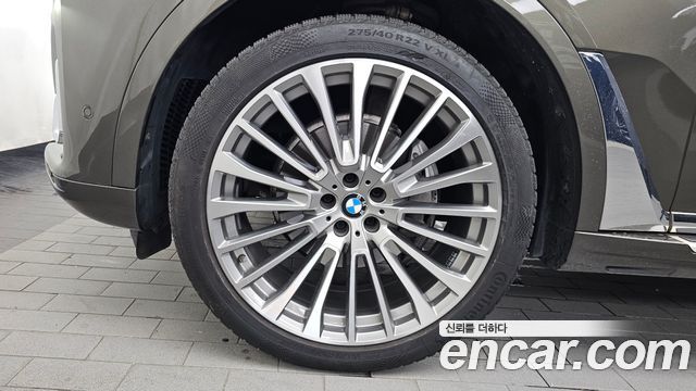 BMW X7 xDrive 40i Design Pure Excellence 6-Seater