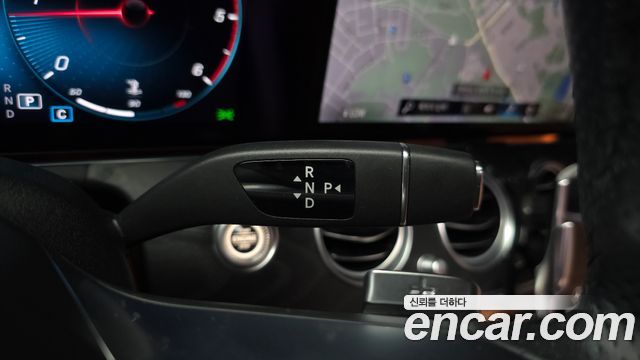 Mercedes-Benz E-Class E220d 4MATIC AMG Line