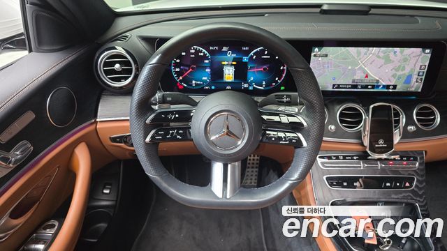 Mercedes-Benz E-Class E220d 4MATIC AMG Line
