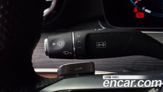 Mercedes-Benz E-Class E220d 4MATIC AMG Line