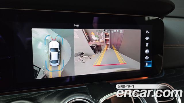 Mercedes-Benz E-Class E220d 4MATIC AMG Line