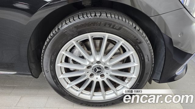 Mercedes-Benz E-Class E250 Exclusive